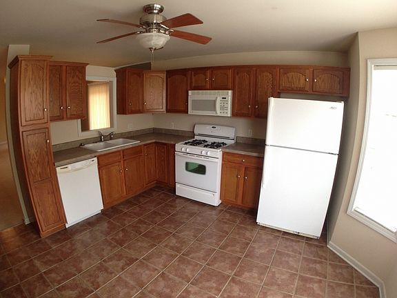 4th image of 735 Krpan Ct