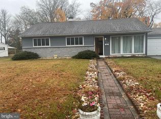 102 Ramble Rd, Cherry Hill, NJ 08034