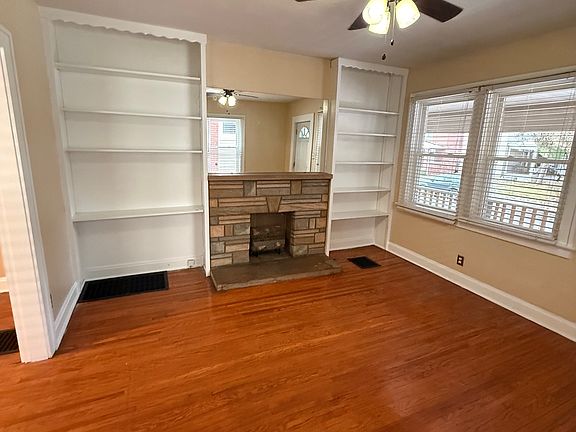 3rd image of 55 W Lakeview Ave #55