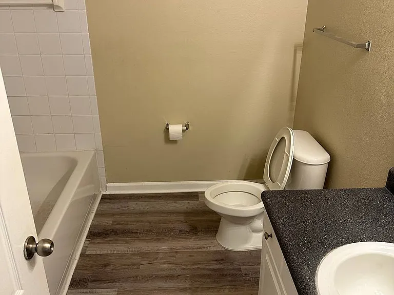8818 Villa View Cir #207 — Photo 8