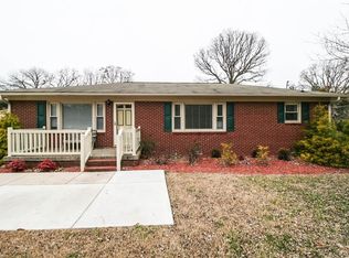 4445 Pine Needle Ln, Sophia, NC 27350