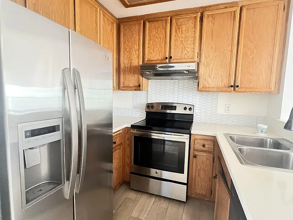 2236 River Run Dr #235