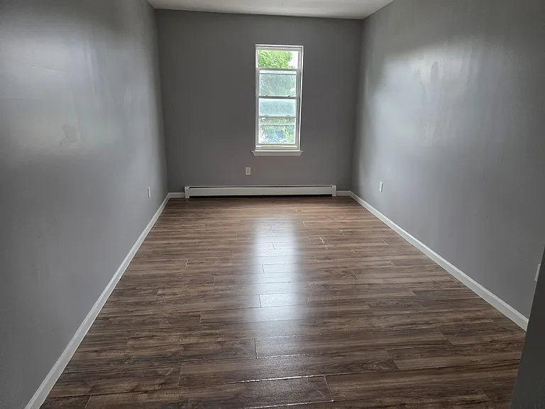 453 S 18th St #3B — Photo 8