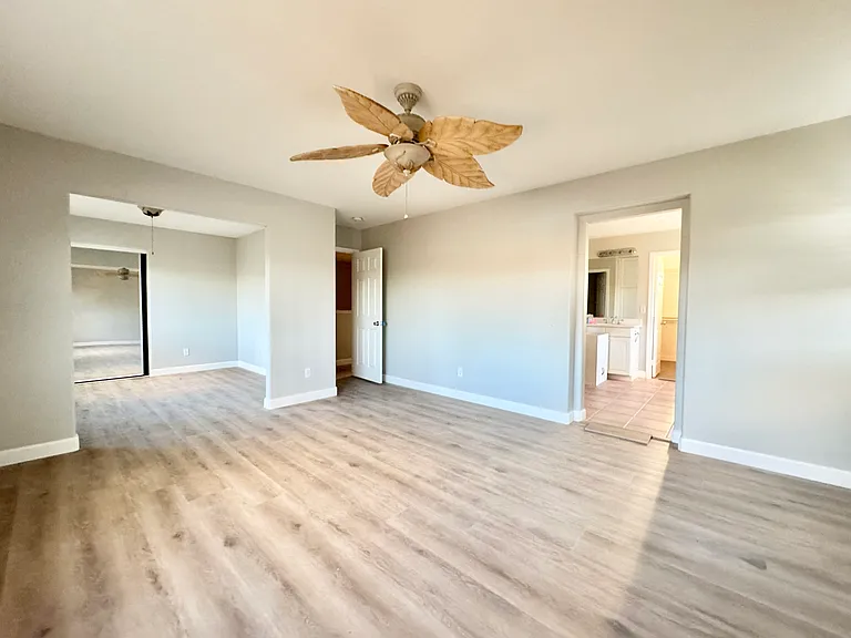 2871 Pinta Ct — Photo 18