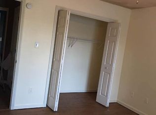 1021 Heatherstone Ct, Winston Salem, NC 27104