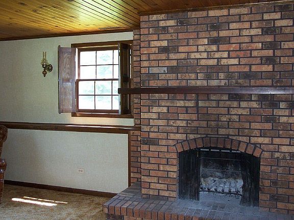 FAMILY ROOM IN LOWER LEVEL DOWN 6 STEPS