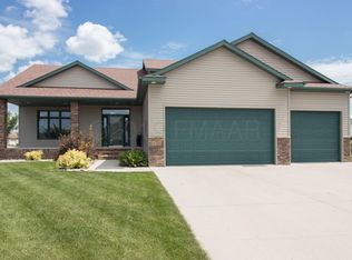4706 Arbor Ct S, Fargo, ND 58104