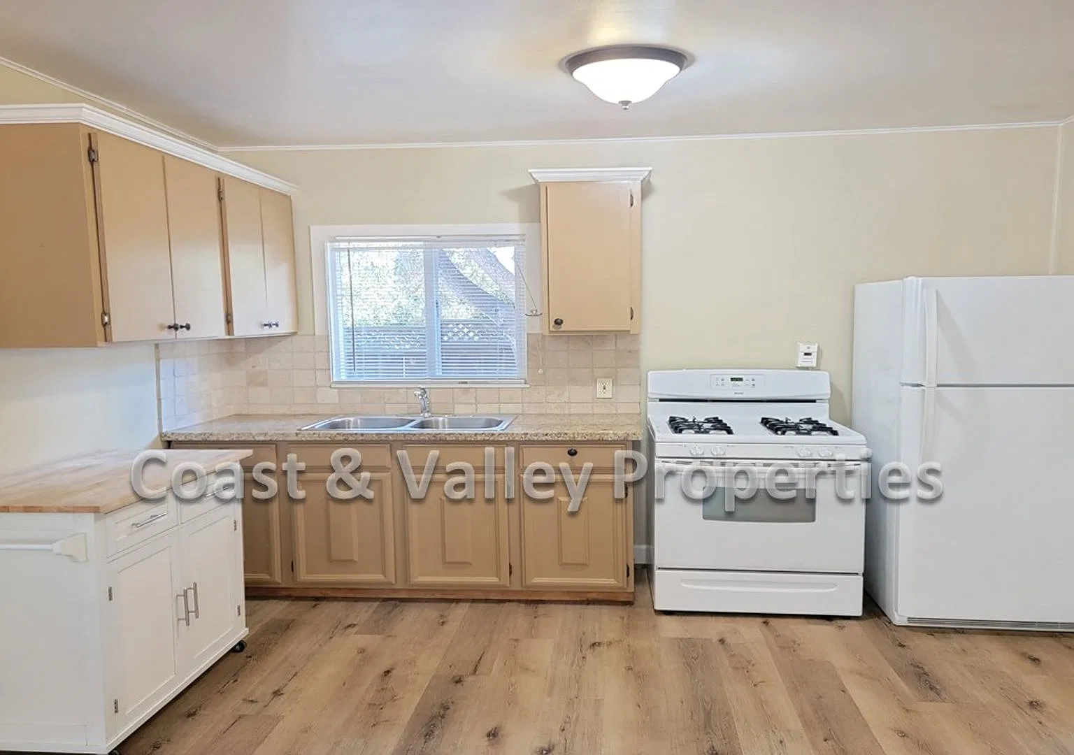 218 Wildwood Way, Salinas, CA 93908 — Photo 4