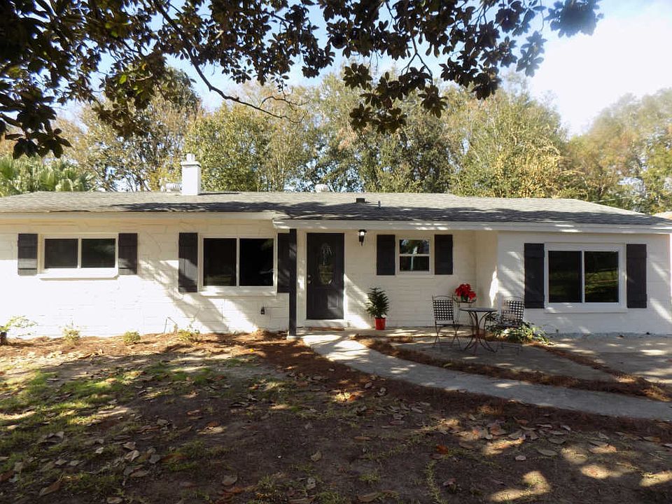 1st image of 24 Hemlock Dr NW