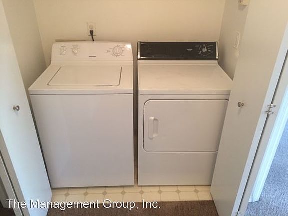 5th image of 3412 NE 66th Ave APT C28