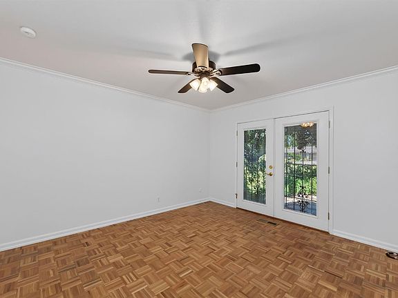 5th image of 1411 W Sample Ave