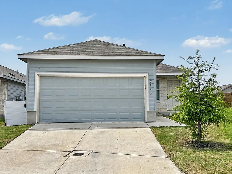 2843 Elion Dr — Photo 10
