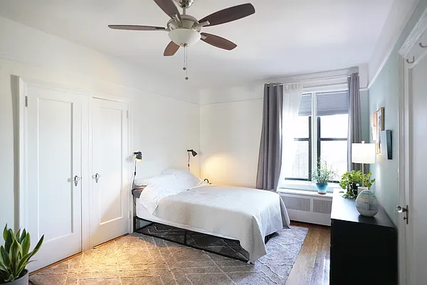 Sold by Winzone Realty Inc | media 16