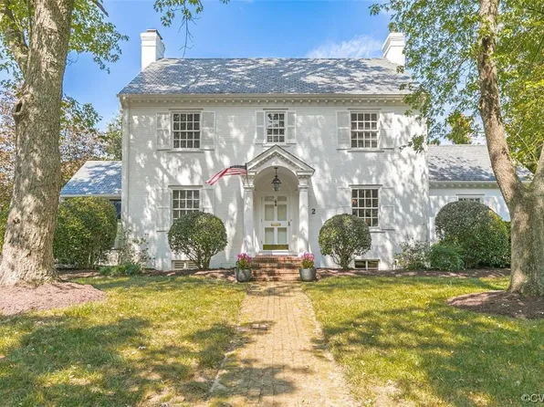 2 Canterbury Rd, Richmond, VA 23221