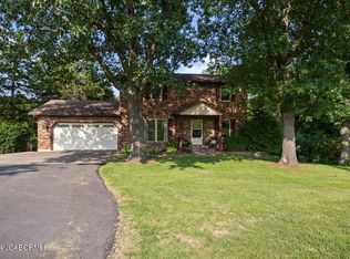 4330 Cedar Ridge Dr, Fulton, MO 65251