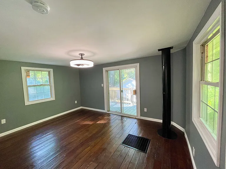 713 Warren Rd — Photo 22