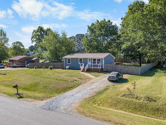 4th image of 454 Cedar Creek Rd