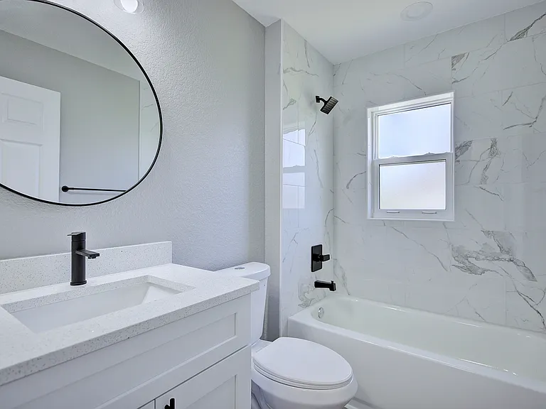 136 Friendly Cir — Photo 23