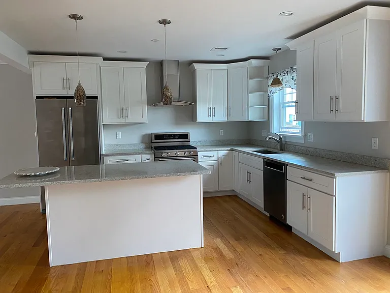 150 Quincy Ave #5B — Photo 10