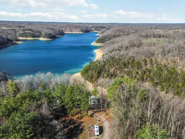 112 R Russell Rd, Russell Springs, KY 42642