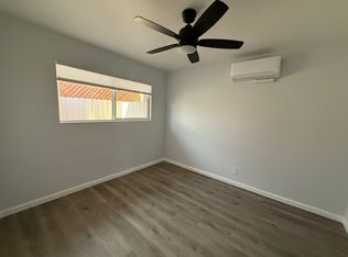 943 S Ventura Rd, Oxnard, CA 93030