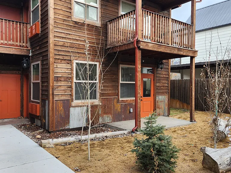 816 Palmer St — Photo 22