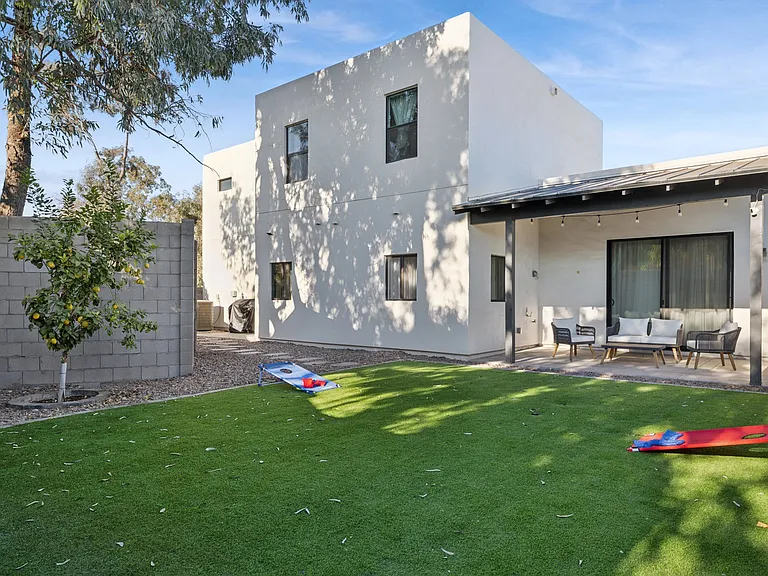 1923 E Monterey Way — Photo 26