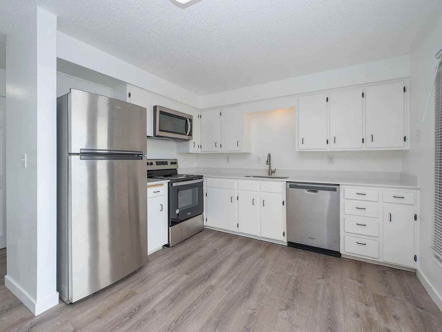 Blue Ridge Apartments — Photo 4