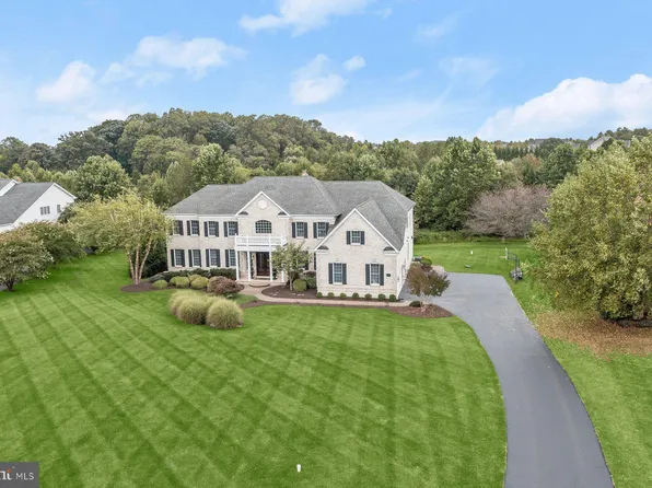 14242 Meadow Lake Dr, Glenelg, MD 21737