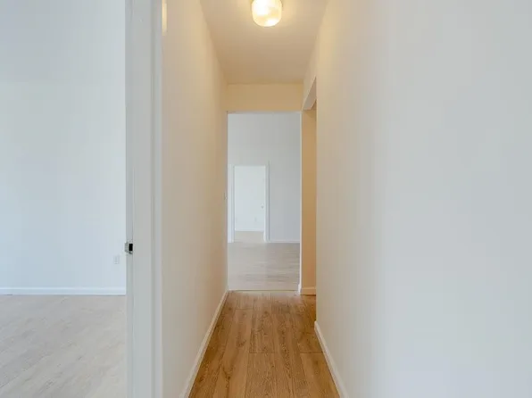 45 River Dr South image 20 of 49