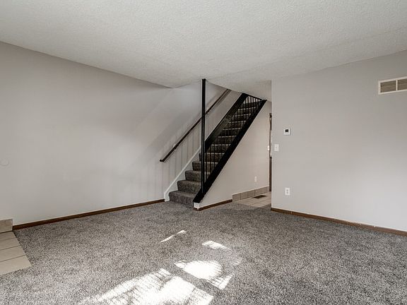2nd image of 2605 Farrow Ave #2605F
