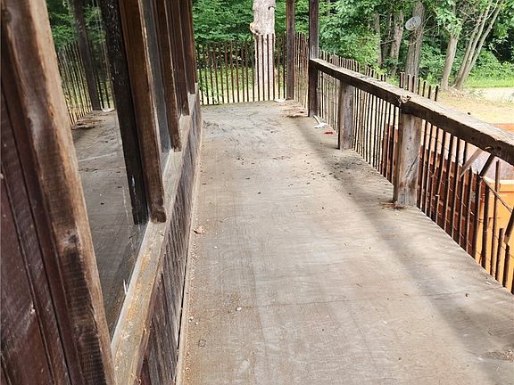 5th image of 27453 Patterson Rd
