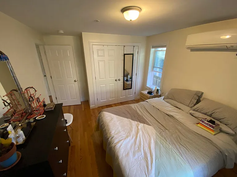 24 Beacon Pl #2 — Photo 10