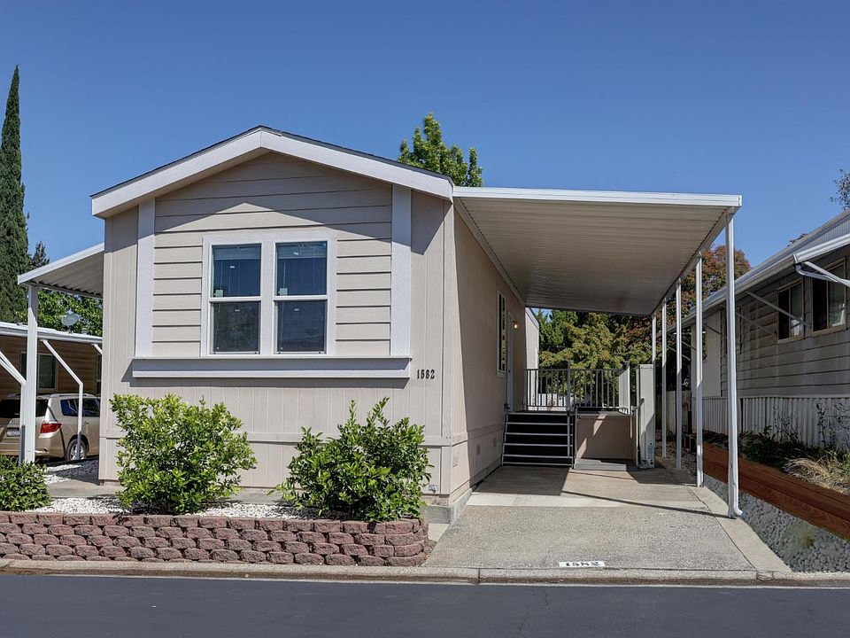 1st image of 1582 Cottonwood Cir