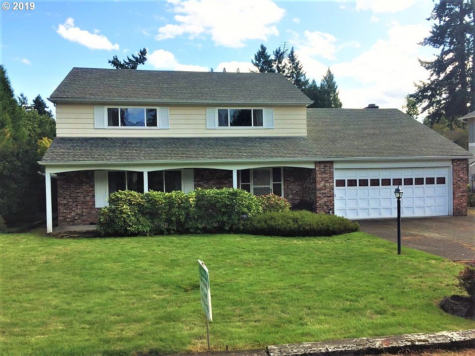 1st image of 3032 SE Laurelwood Dr