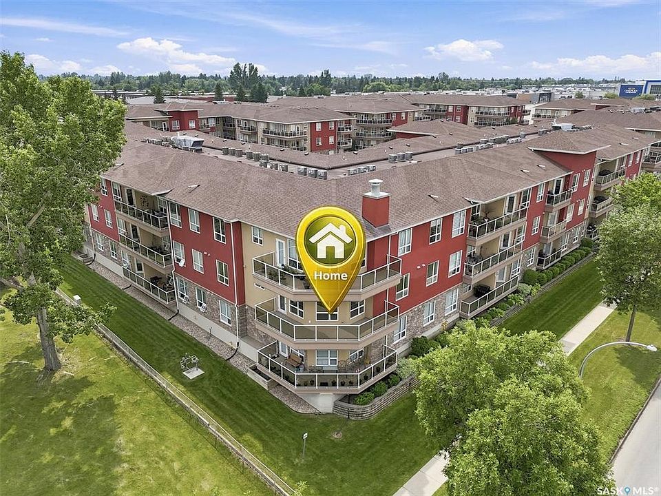 1st image of UNIT 210-1015 Moss AVENUE
