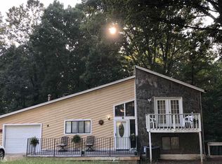 6863 Red Maple Dr, Rex, GA 30273