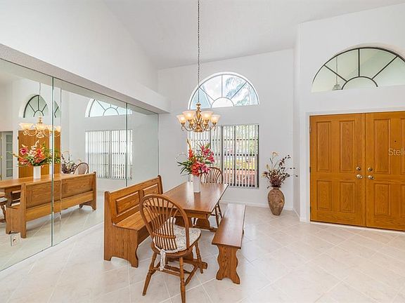 4th image of 3202 Glenridge Dr