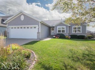 3509 Wine Way, Bloomington, IL 61704