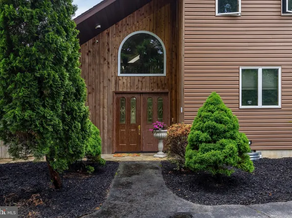 741 N Venetia Ave, Blackwood, NJ 08012