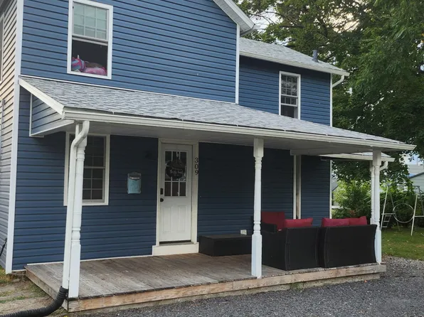 309 E 7th St, Berwick, PA 18603
