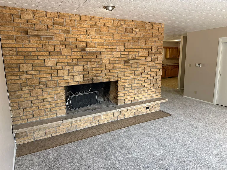 1575 S Marshall St — Photo 10