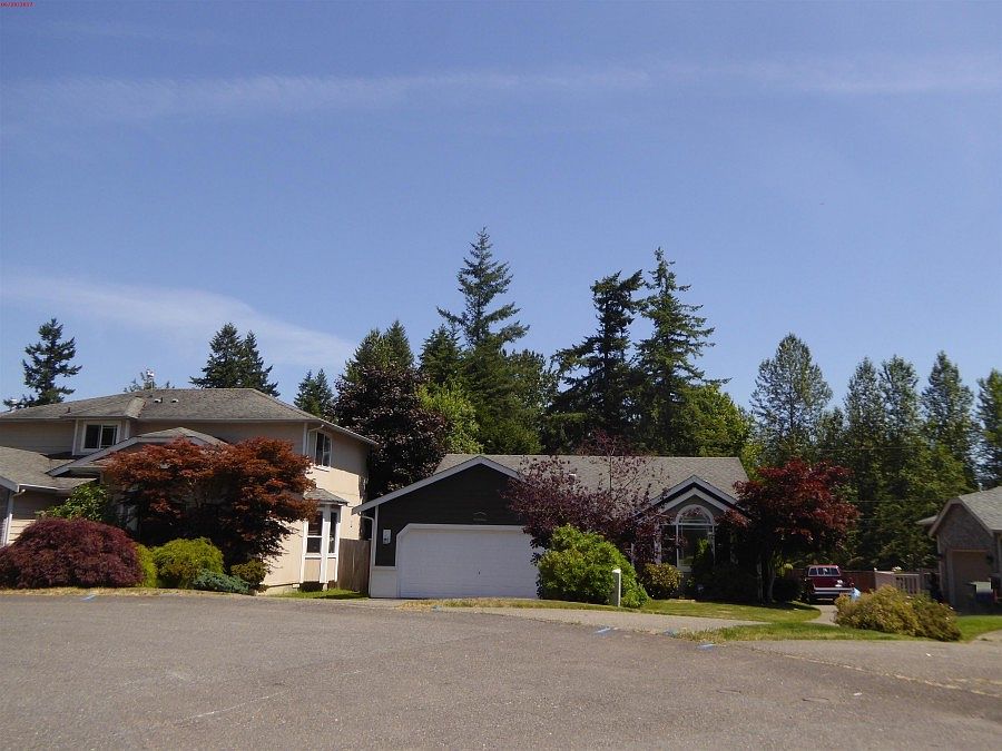 1st image of 15227 88th Avenue Ct E