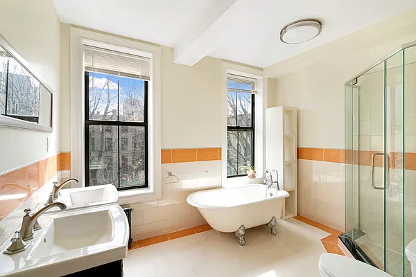 Sold by Compass | media 11