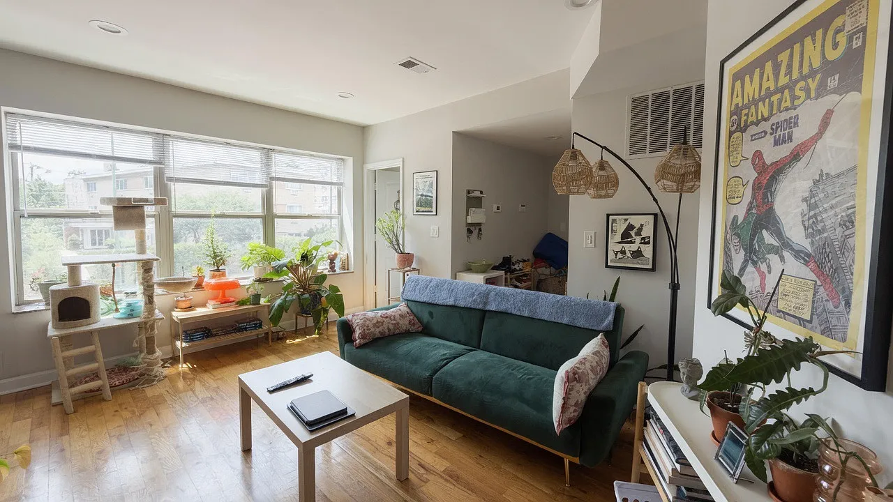2046 W Touhy Ave — Photo 4
