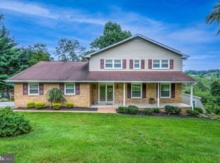 2839 Vireo Rd, York, PA 17403