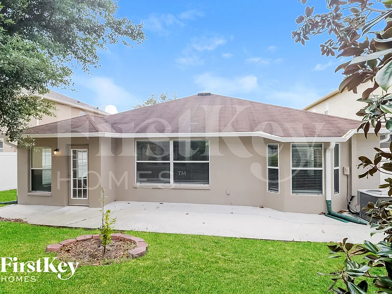 18416 Cypress Bay Pkwy — Photo 15