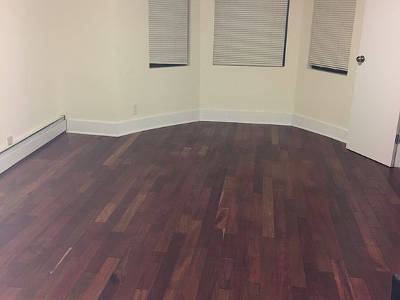 4th image of 1181 Putnam Ave #00