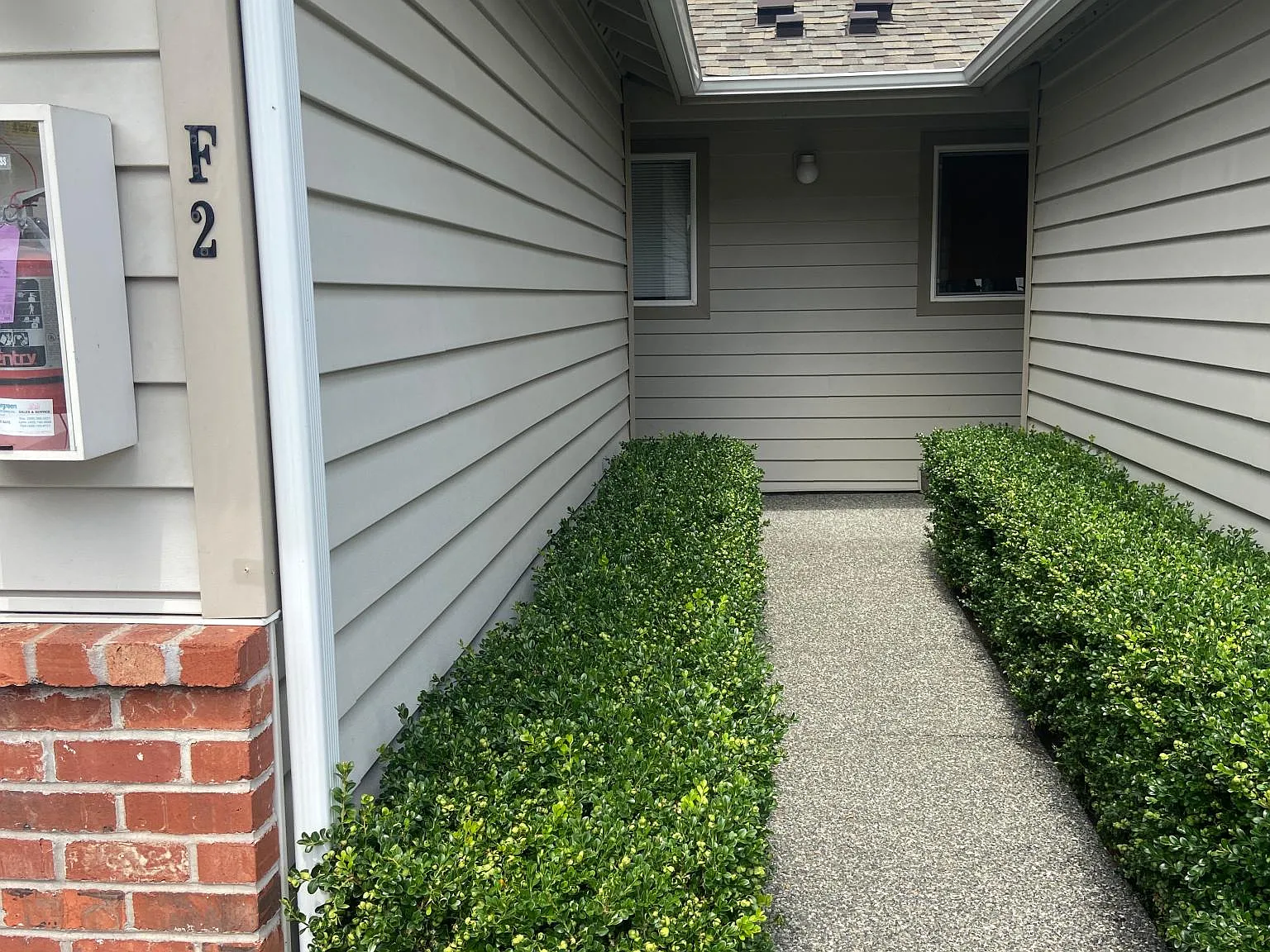3 bed, 2.5 bath, 1400 sqft, $2,595 — Photo 1