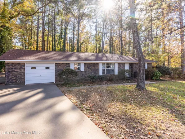 249 Auburn Dr, Alexander City, AL 35010